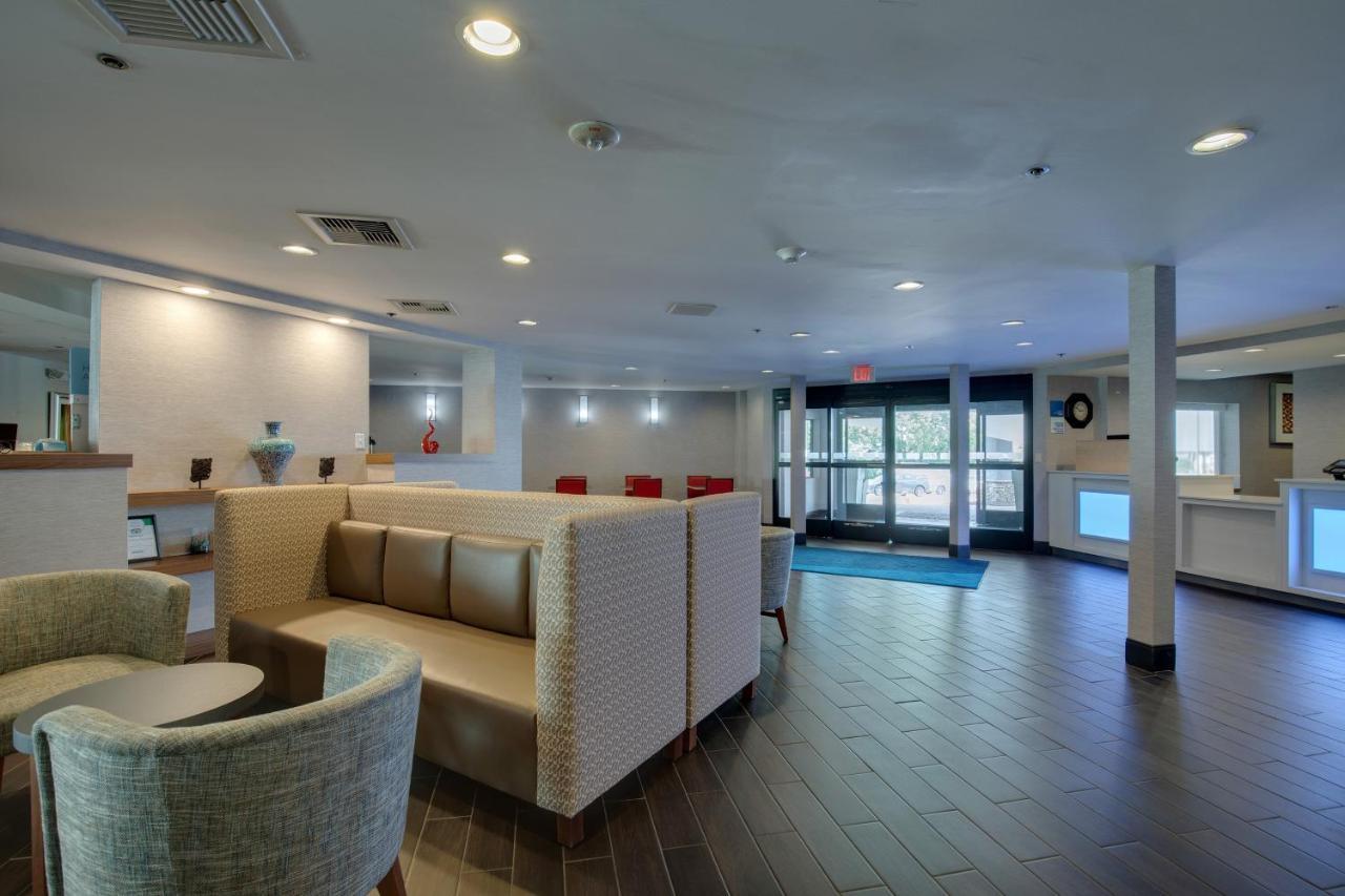 Holiday Inn Express Nashville W-I40 By Ihg Ngoại thất bức ảnh