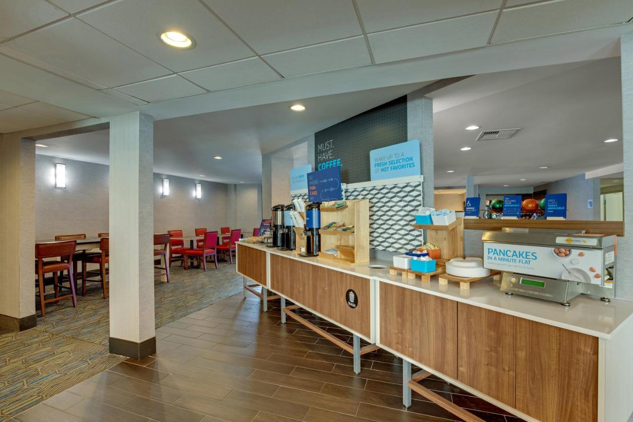 Holiday Inn Express Nashville W-I40 By Ihg Ngoại thất bức ảnh