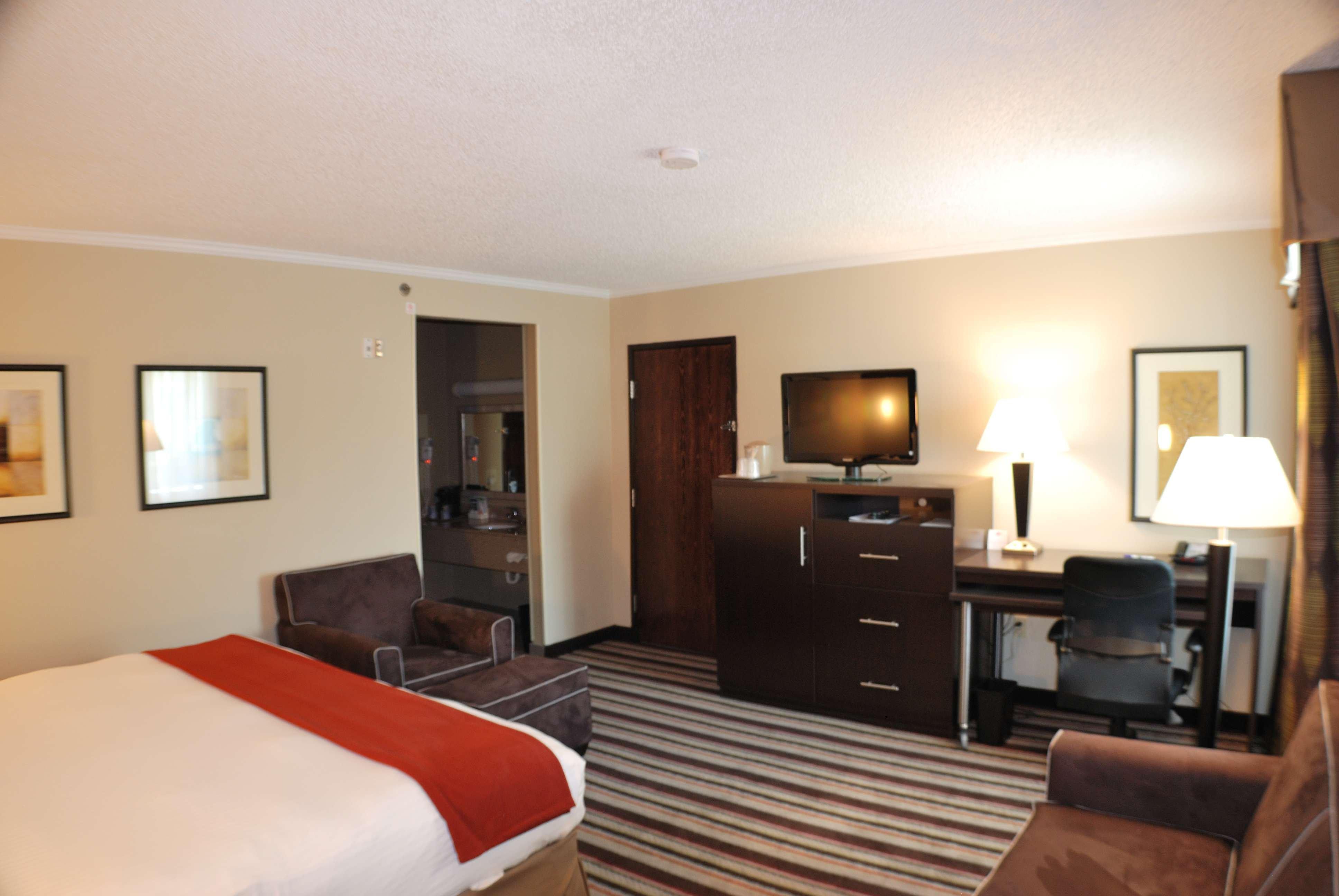 Holiday Inn Express Nashville W-I40, An Ihg Hotel Ngoại thất bức ảnh