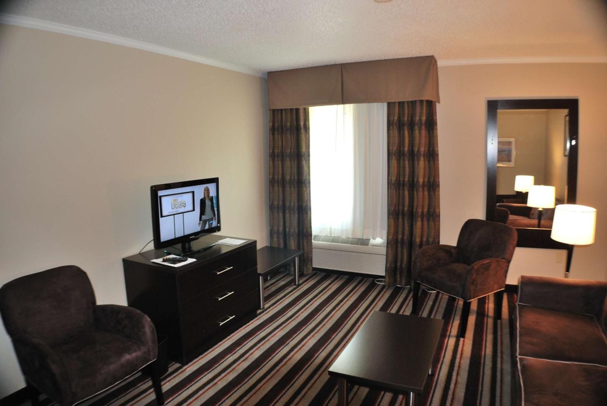Holiday Inn Express Nashville W-I40 By Ihg Ngoại thất bức ảnh