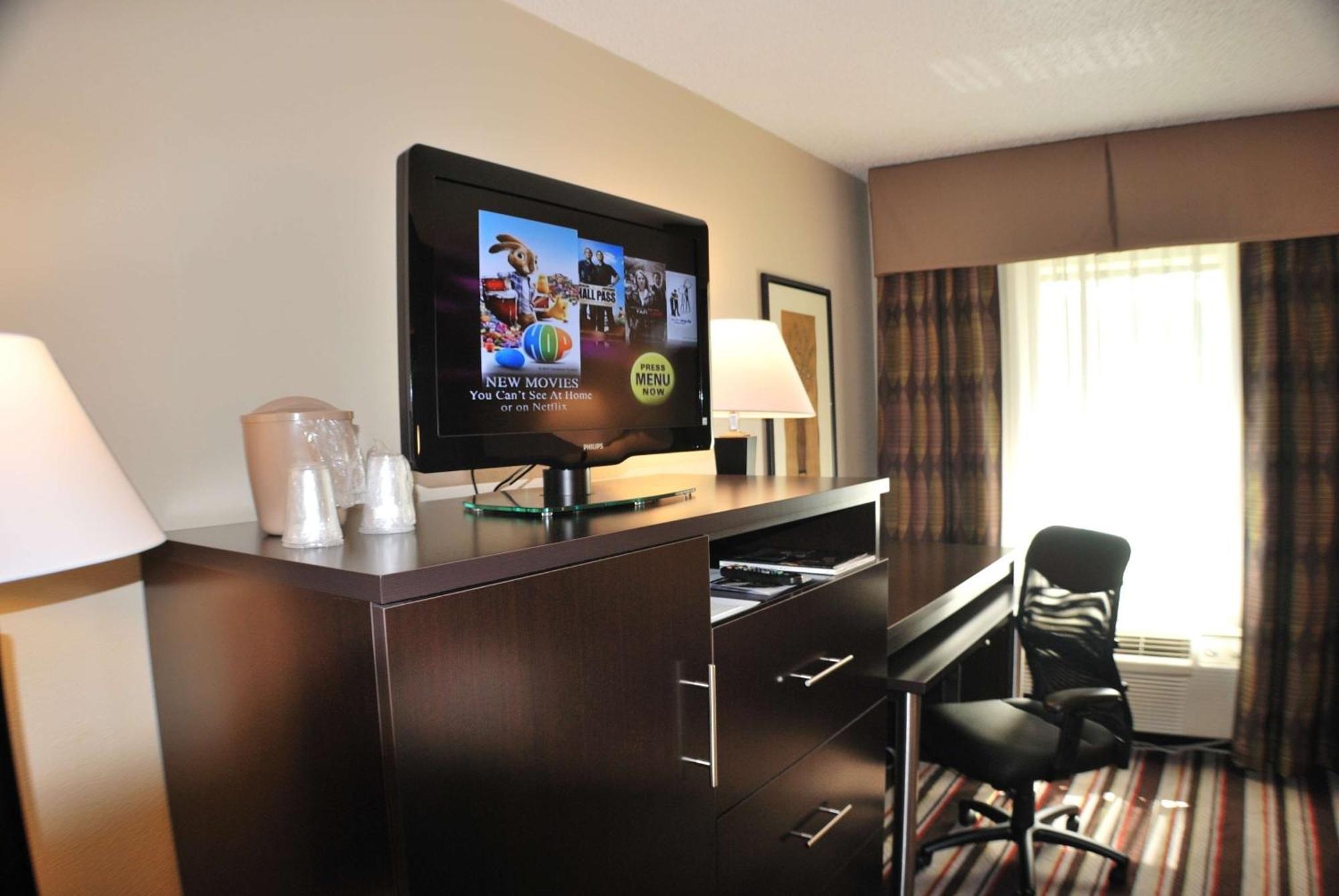 Holiday Inn Express Nashville W-I40 By Ihg Ngoại thất bức ảnh
